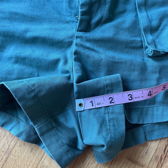 TNA 3” cargo shorts **missing belt** - Picture 9 of 9